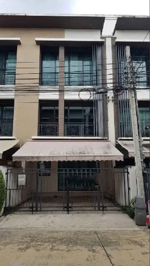 RT899 ให้เช่าทาวน์โฮม 3 ชั้น บ้านกลางเมือง นวมินทร์ 42 ใกล้เดอะมอลล์และโลตัสบางกะปิ