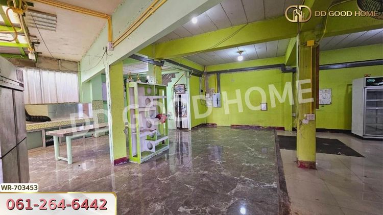 อาคารพาณิชย์ ตลาดสดเทศบาล 2 พิจิตร ใกล้ ศาลากลางจังหวัดพิจิตร, ภาพที่ 4