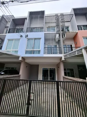 ให้เช่า ทาวน์โฮม3ชั้น 25ตรว.โครงการกรีนิช ติดถนนใหญ่ ถนนรามอินทรา กม.12 ใกล้แม็คโคร ใกล้รถไฟฟ้าBTSบางชัน