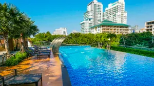  The Peak Tower Pratamnuk Pool View on the 5 floor Studio room Pattaya