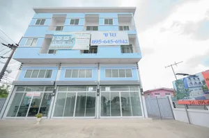 โทรศัพท์ : 095-645-6942 THEE Home Pathumthani Klong 5 โฮมออฟฟิศใหม่ 3.5 ชั้น 168 ตารางเมตร 2 ห้องนอน 3 ห้องน้ำ ใกล้รถไฟฟ้าสีเขียวเข้ม สถานีคูคต