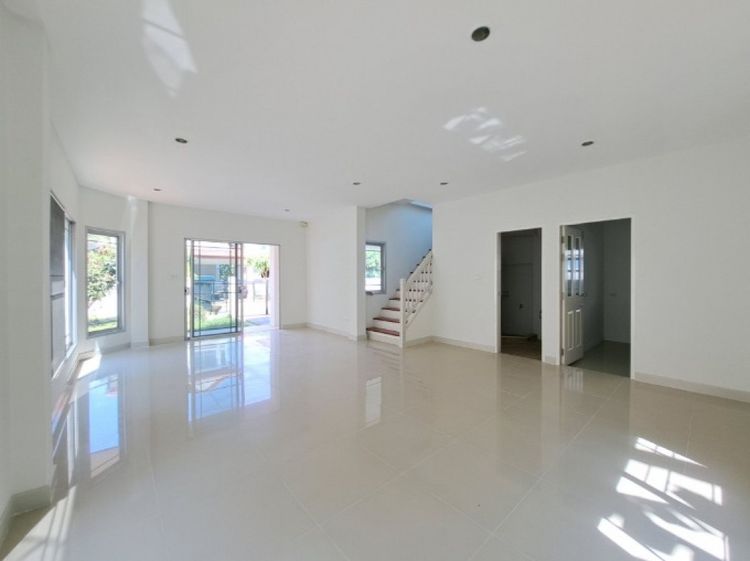 ขาย บ้านเดี่ยว Baan Thunyapirom Wongwaen Thanyaburi 240 ตรม 60 ตรว, ภาพที่ 4