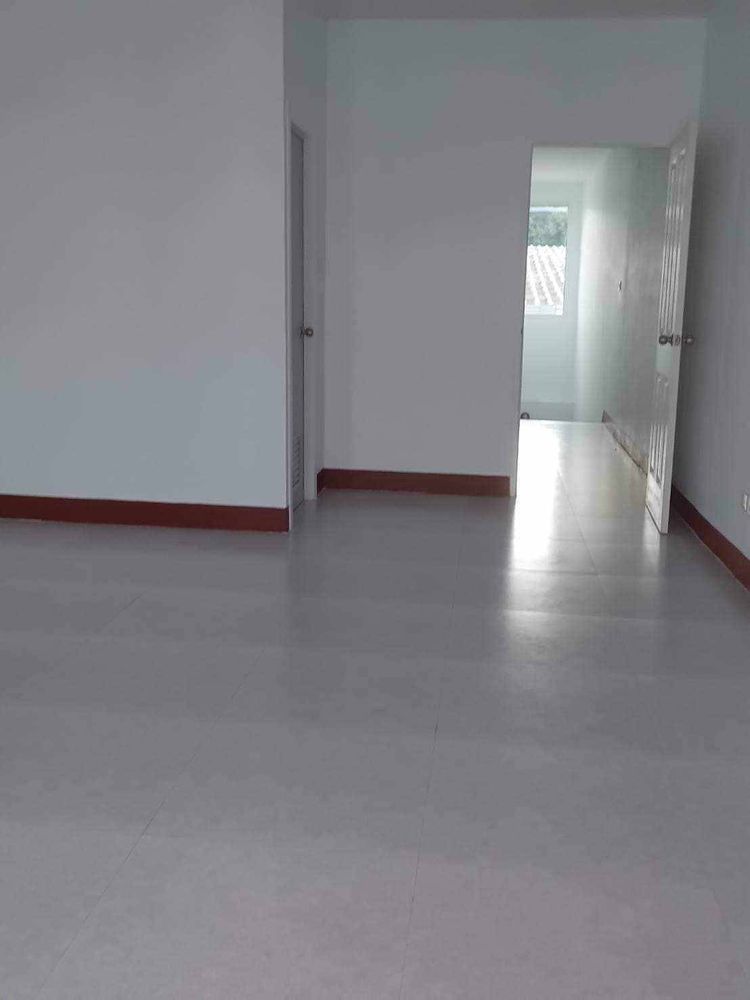 ห้องสุดท้าย!! โฮมออฟฟิศห้องริม ทำเลหน้า ม.เชียงใหม่ หน้ากว้าง 5 เมตร, ภาพที่ 4