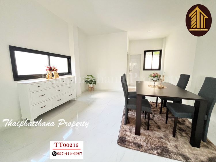 ทาวน์โฮม 3 ชั้น สไตล์โมเดิร์น บ้านมือหนึ่ง ซอยลาซาล 32 บางนา , ภาพที่ 4