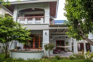 ให้เช่าบ้านเดี่ยวทำเลดีย่านลาดพร้าว โชคชัย4 ถูกที่สุดในแอเรียนี้