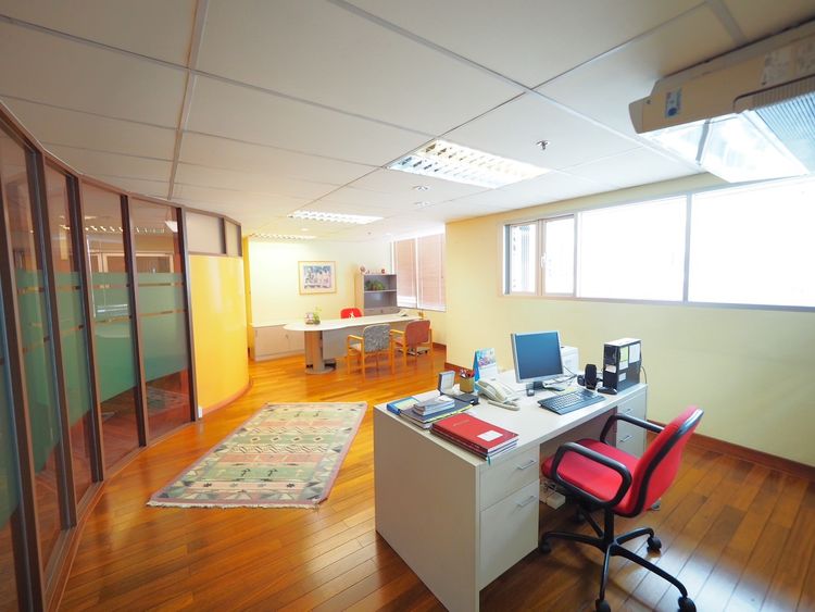 ขาย The Trendy Office 141.42 ตรม. ห้องมุม วิวเมืองสวย ทำเลดีใจกลางเมือง, ภาพที่ 4