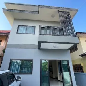 บ้านเดี่ยว 2 ชั้น 4 ห้องนอน 2 ห้องน้ำ ซอย ทวีวัฒนา 25 เพื่อนบ้านน่ารัก และรักสงบ ต่อรองได้ขาย บ้าน แขวงทวีวัฒนา เขตทวีวัฒนา กรุงเทพมหานคร