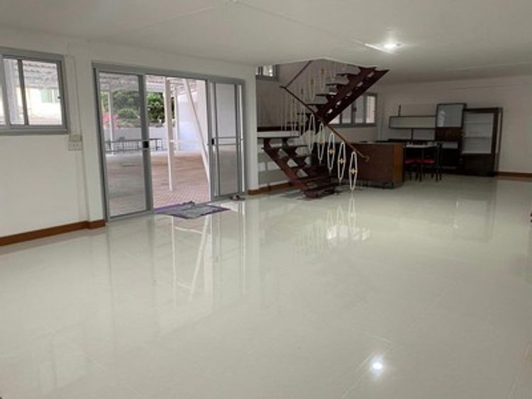 RH1174ให้เช่าและขายบ้าน 105 ตารางวา ลาดพร้าว 29, ภาพที่ 4
