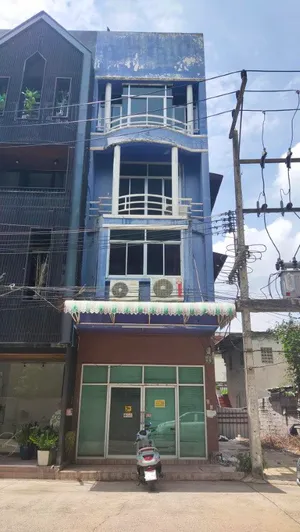 ขายด่วน อาคารพาณิชย์ 4 ชั้น 22.4 ตร.ว. ซ.สุภธีระ (ซอยข้างฮักส์ มอลล์) 