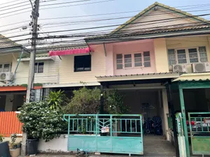 ขายทาวน์โฮม ในโครงการ บ้านพฤกษา บี รังสิต-คลอง 3 ตำบลคลองสาม อำเภอคลองหลวง จังหวัดปทุมธานี