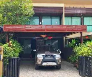 ให้เช่าทาวน์โฮม 2 ชั้น หมู่บ้านเออร์บาโน รามคำแหง 94 ขนาด 30 ตรว. ทำเลทอง ใกล้รถไฟฟ้า BTS สายสีส้ม 