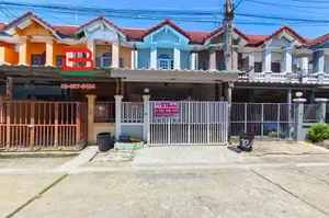  ทาวน์เฮาส์ หมู่บ้าน แพรมาพร คลอง 4 เนื้อที่ 18 ตรว. ถนนรังสิต-นครนายก อ.ธัญบุรี จ.ปทุมธานี