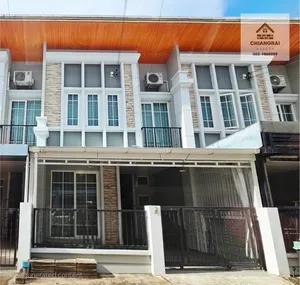 บ้านทาวน์โฮม Golden Town บิ๊กซี-แยกสนามบิน ตกแต่งพร้อมอยู่ 4ห้องนอน 2ห้องน้ำ 1ห้องครัว จอดรถในบ้านได้ 2 คัน