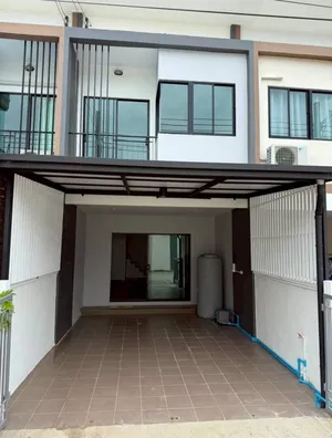 หมู่บ้านซิตี้พลัส 🏡 บ้านรีโนเวทใหม่ หนองจอก 2 ชั้น 1.79 ลบ. ถูกกว่าโครงการ!