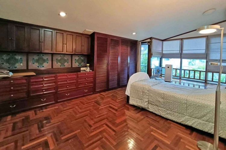 ขายด่วน Duplex Penthouse หรูใจกลางสุขุมวิท 24  พรีเมียร์ คอนโดมิเนียม  , ภาพที่ 4