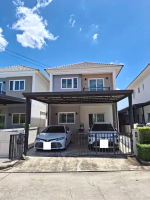 บ้านแฝด Function ดี สังคมดี  สะดวกสบาย ได้พื้นที่เพิ่ม  Zone Private  ใกล้ทางด่วน Motor way , บูรพาวิถี   ใกล้ เมก้าบางนา   ซีคอน  ใกล้ทั้ง โรงพยาบาล 