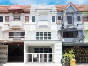 ขายราคาพิเศษ ทาวน์โฮม 3 ชั้น ม.พงษ์ศิริชัย2 17 ตรว. 4นอน 3น้ำ บ้านสวย ทำเลดีมาก ฟังชั่นดีเยี่ยม พร้อมเฟอร์ พร้อมเข้าอยู่ได้ทันที [เพชรเกษม-พุทธสาคร-สาย4]