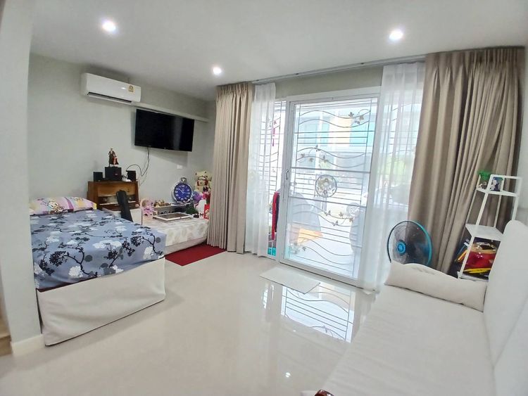 ขายทาวน์โฮม ม.นลิน อเวนิว 5 รามอินทรา-มีนบุรี Tel.0999983897, ภาพที่ 4