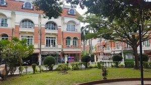 ทาวน์โฮม3ชั้น คาซ่าซิตี้นวลจันทร์1 หลังมุม ทำเลดีสุดในโครงการ วิวสวน บรรยากาศสงบร่มรื่น ใกล้ทางด่วน