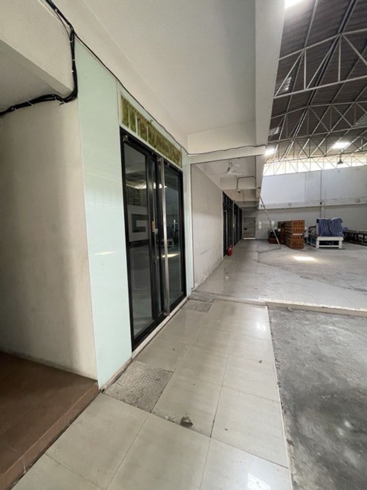 ให้เช่าโกดังพร้อมออฟฟิศ 2 ชั้น แยกเป็นสัดส่วน พร้อมใช้งาน เนื้อที่ 200, ภาพที่ 4