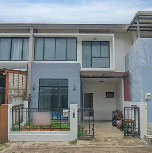 ทาวน์เฮ้าส์ ม.เดอะวิลล่า บางบัวทอง ใกล้จุดขึ้นทางด่วน M81 บางใหญ่ (6019)