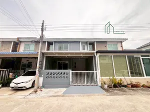 ทาวน์เฮาส์ 2 ชั้น เดอะคอนเนค เทพารักษ์ - เมืองใหม่ รีโนเวทพร้อมอยู่ 