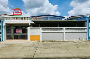 บ้านเดี่ยว เหมราช 1 ซอยเรวดี 67 เนื้อที่ 40 ตรว. ถนนรัตนาธิเบศร์ อ.เมือง จ.นนทบุรี