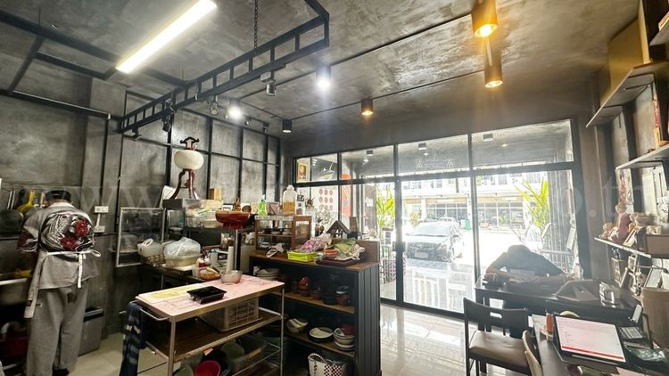 อาคารพาณิชย์ 3 ชั้น ไอลีฟ ทาวน์ ลำลูกกา คลอง 3 ถูกสุดในโครงการ, ภาพที่ 4