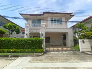 ขายบ้านเดี่ยว หมู่บ้านเซนโทร รัตนาธิเบศ์ (วัดสวนแก้ว) ราคาถูกมาก ราคาต่ำกว่าประเมิน