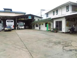 ขายที่ดินแปลงสวยรวมกิจการ สำนักงาน+ รสบัส (ขายแยก)