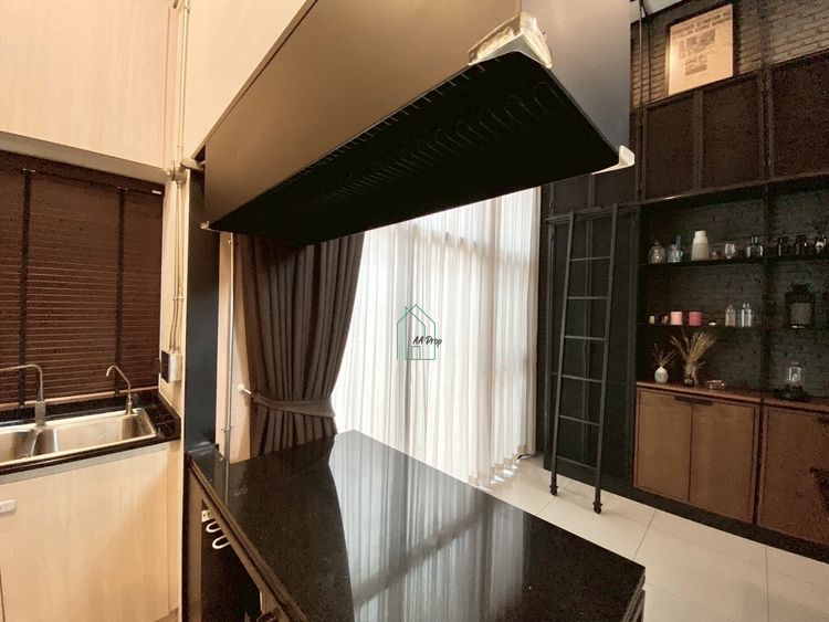 ขายด่วน! ทาวน์โฮม 3.5 ชั้น Arden ลาดพร้าว 71 Built-in ทั้งหลัง, ภาพที่ 4