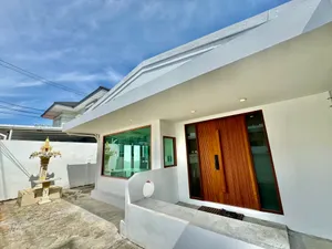 H2502 ขายบ้านเดี่ยวตกแต่งครบ ลาดพร้าววังหิน – โชคชัย 4 พร้อมผู้เช่า