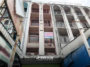 อาคารพาณิชย์ 4 ชั้นครึ่ง ซอยงามวงศ์วาน32 (ริมถนนงามวงศ์วาน)