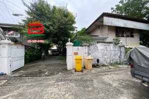 ที่ดินพร้อมบ้าน พหลโยธิน 8 (สายลม2) เนื้อที่ 237.9 ตร.ว (ใกล้BTSอารีย์ และใกล้สนง.กสทช) แขวงสามเสนใน เขตพญาไท กรุงเทพมหานคร