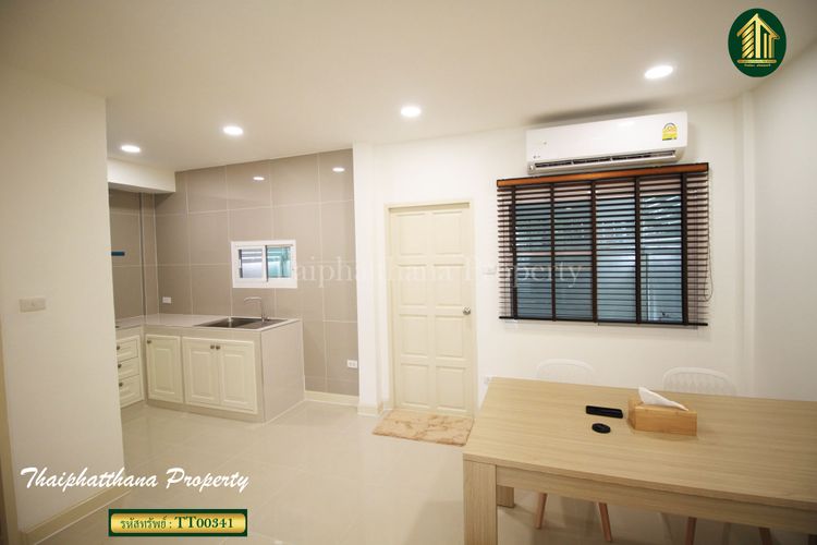 ทาวน์เฮ้าส์รีโนเวทใหม่ หมู่บ้านสินทวี ท่าข้าม1 ถนนอนามัยงามเจริญ, ภาพที่ 4
