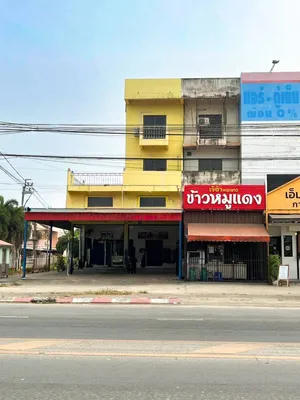 Vายด่วน อาคารพาณิชย์ 4.5 ชั้น (ต่ำกว่าราคาประเมิน) หลังริม ซ.วัดลาดปลาดุก(หมู่บ้านเศรษฐพงศ์) ตรงข้ามสำนักงานเทศบาลเมืองบางคูรัด สภาพดีพร้อมอยู่ เหมาะทำ ออฟฟิศ