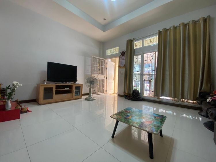 ขายทาวน์โฮม 3 ชั้น หมู่บ้านศิรินโฮม ลาดพร้าว 101 แยก 42 , ภาพที่ 4