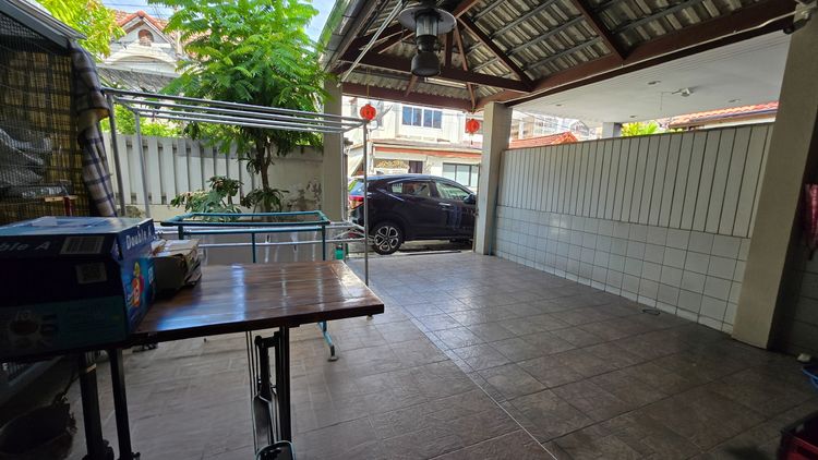 ขาย ทาวน์โฮม ในโครงการ หมู่บ้านสินธร แขวงคลองจั่น เขตบางกะปิ, ภาพที่ 4