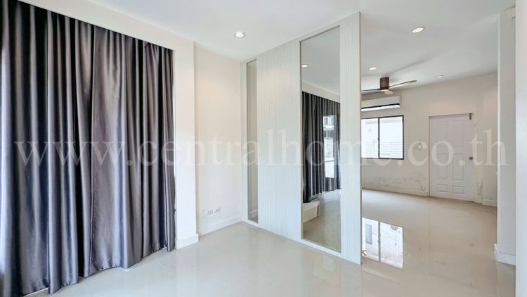 บ้านแฝด ธนาฮาบิแทต ราชพฤกษ์ - สิรินธร สภาพดี แปลงใหญ่ มีพื้นที่ด้านหลัง, ภาพที่ 4