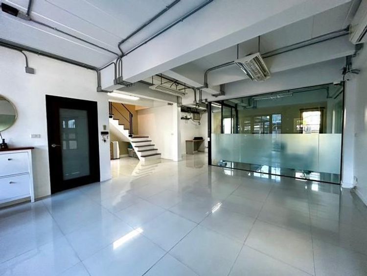 ให้เช่าบ้านเดี่ยว2ชั้นย่านลาดพร้าว71โชคชัย4 สังคมสังเคราะห์16 ไฟฟ้า, ภาพที่ 4