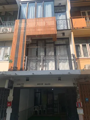 ขายอาคารพาณิชย์ 3 ชั้น ห่างเพียง 300 เมตร MRT บางโพ แต่งครบพร้อมอยู่ จอดรถในอาคารได้ 1 คัน
