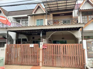 ✨️ ขายด่วน! ทาวน์เฮาส์หรู สไตล์โมเดิร์น ใจกลางเมือง หมู่บ้านอยู่เจริญ ซ.พหลโยธิน 50 ✨️