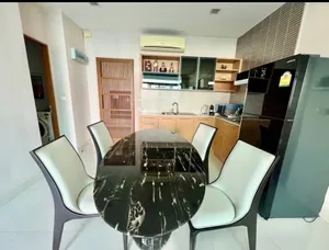 คาซาลูนาร์ พาราดิโซ บางแสน Casalunar Paradiso Bangsaen