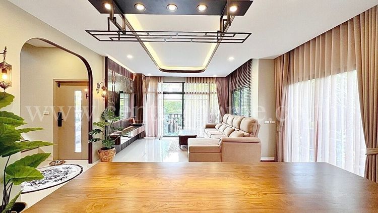 บ้านเดี่ยว แกรนด์ บริทาเนีย พระราม 9 - กรุงเทพกรีฑา ตกแต่งพร้อมอยู่, ภาพที่ 4