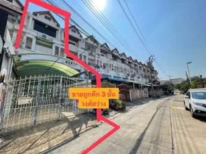 ขาย ทาวน์โฮม ในโครงการ หมู่บ้านสินสุข แขวงวงศ์สว่าง เขตบางซื่อ กรุงเทพมหานคร