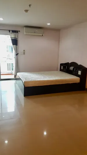 Regent Home 7