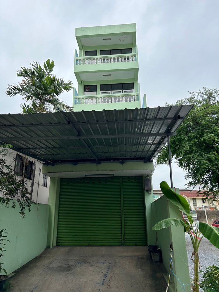 ขาย อาคารพาณิชย์ 4ชั้นครึ่ง พท.31ตร.วา ด้านข้างเป็นลานจอดรถ , ภาพที่ 4