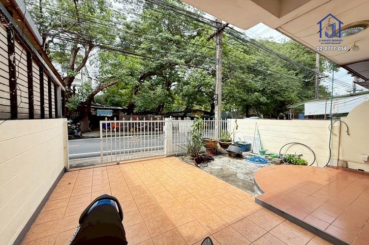 ขายทาวน์เฮ้าส์ 2ชั้น ซอยนวมินทร์111 ถนนเกษตร-นวมินทร์ , ภาพที่ 4