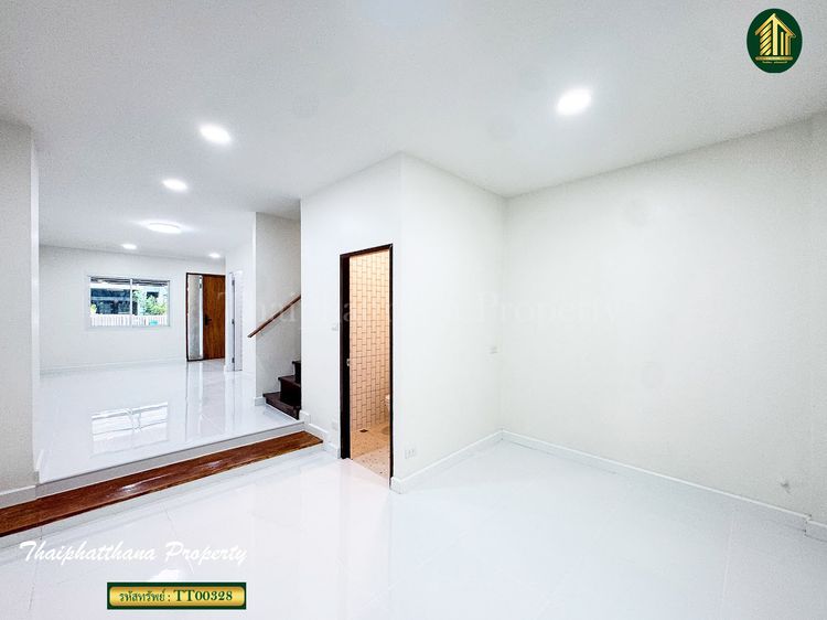 ขายทาวน์เฮ้าส์รีโนเวทใหม่ บ้าน 84 แมนชั่น ใกล้ MRTลาดพร้าว 71, ภาพที่ 4