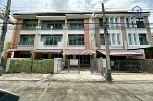 ขายทาวน์โฮม 3ชั้น บ้านกลางเมือง ลาดพร้าว71 ซอยนาคนิวาส34 ใกล้ทางด่วน (รามอินทรา-อาจณรงค์)